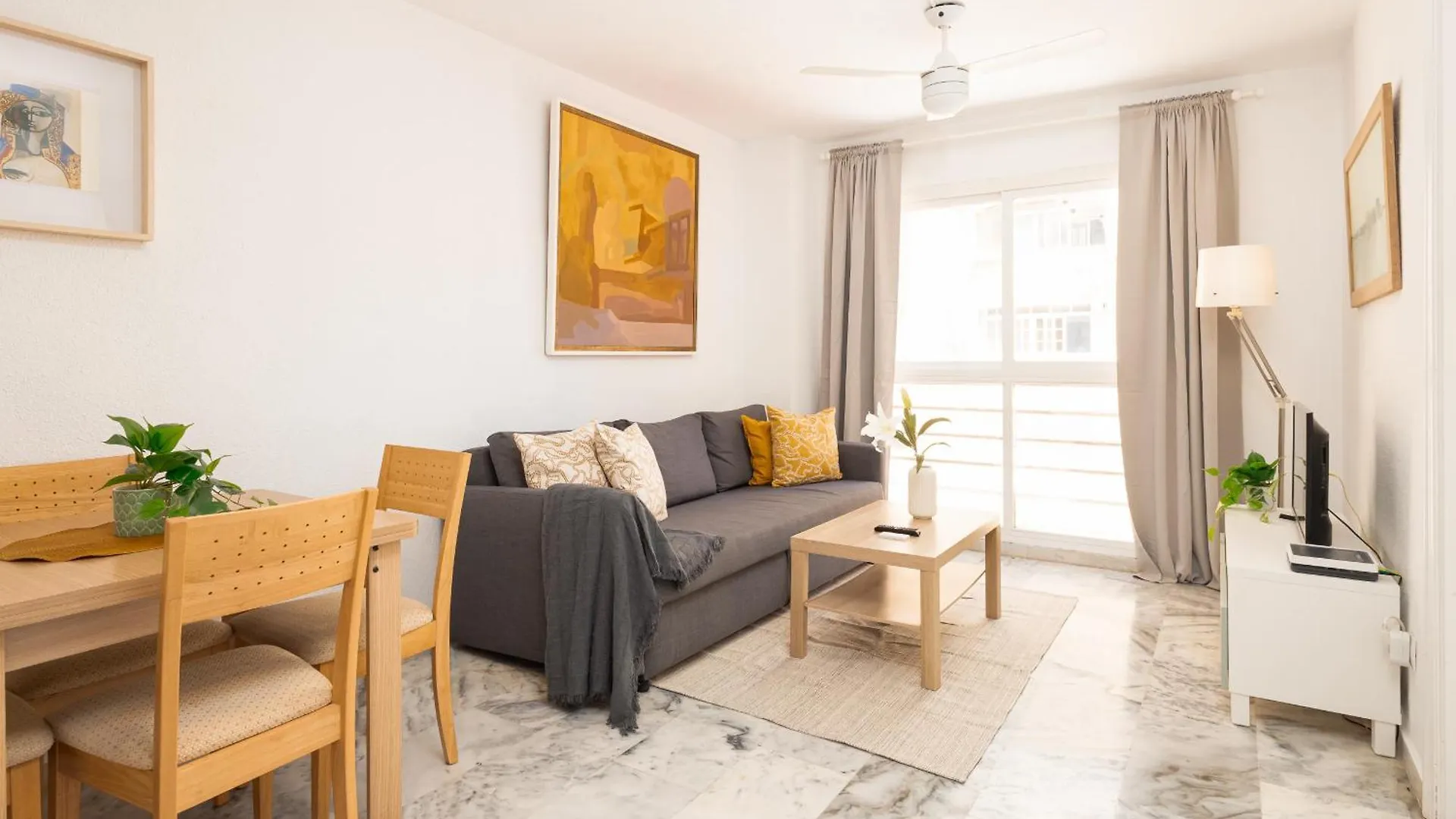 C18 Lovely Apartment In Malagueta Beach 말라가 스페인